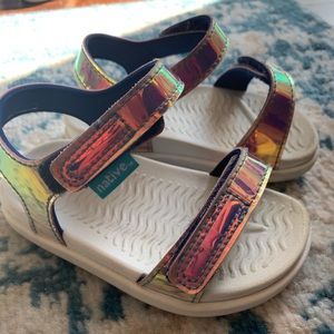 Native Size 6 Sandals